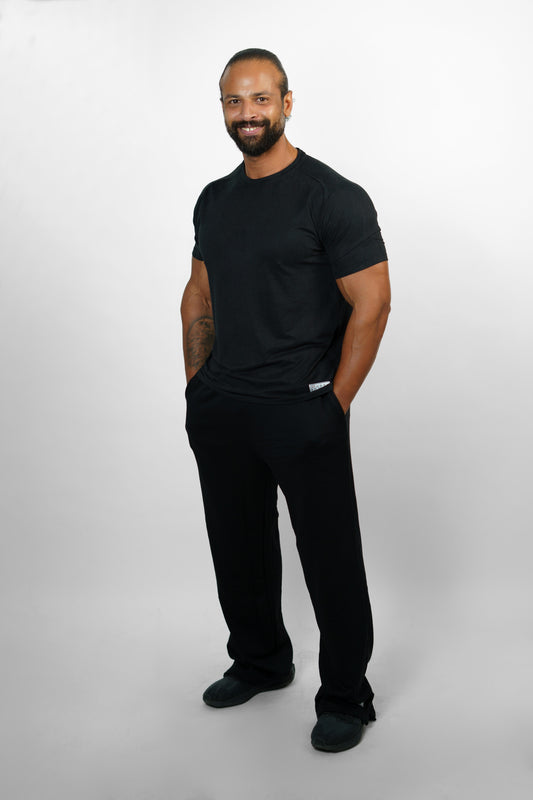 Men Regular Short Sleeve Black