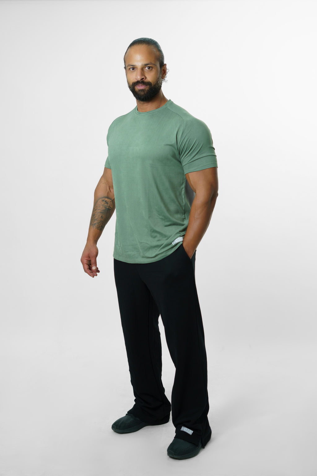 Men Regular Short Sleeve Green