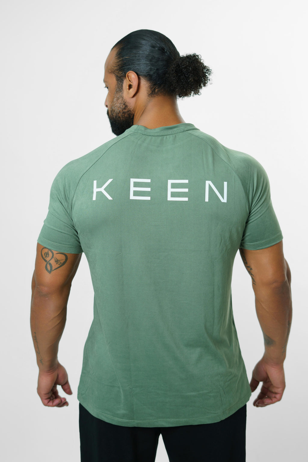 Men Regular Short Sleeve Green