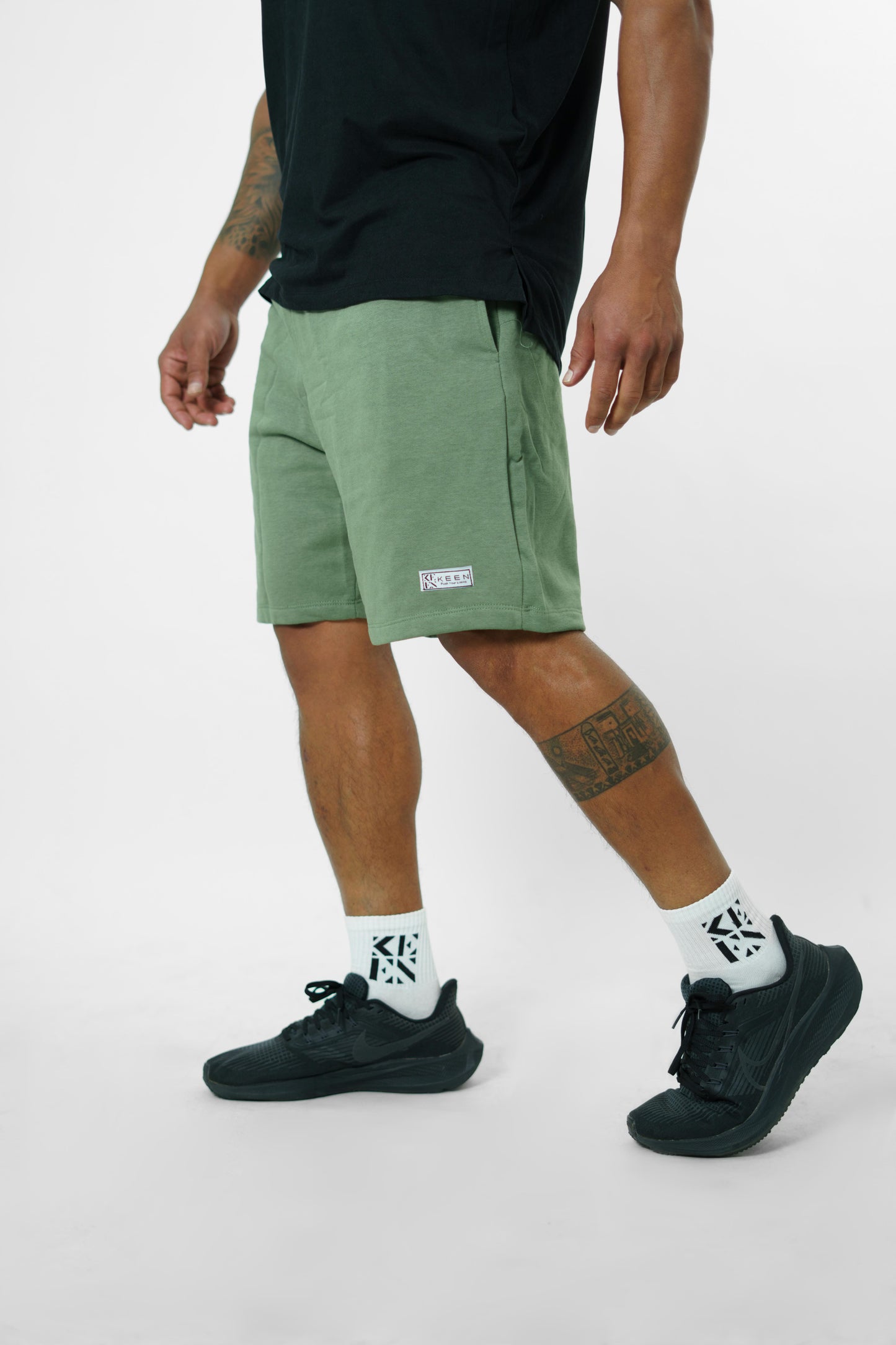 Men Regular Short Green